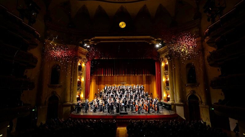 Fondazione Arena saluta il 2023 con il tradizionale Concerto di San Silvestro. Tutto esaurito per l’ultimo spettacolo dell’anno