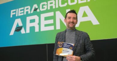 Il bresciano Alberto Cavagnini allevatore dell’anno. Consegnato sabato mattina alla fiera di Verona il prestigioso riconoscimento per la categoria suinicoltura