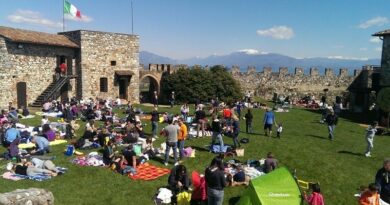 Lonato: Fiabe nella Rocca Picnic, Caccia al Tesoro Botanico e tanti altri divertimenti per grandi e piccoli