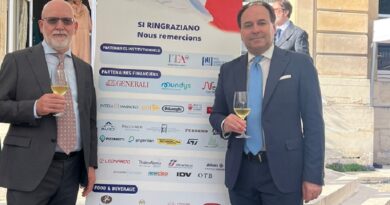 Tappa all'Ambasciata d'Italia a Parigi per Colli dei Longobardi Strada del Vino e dei Sapori