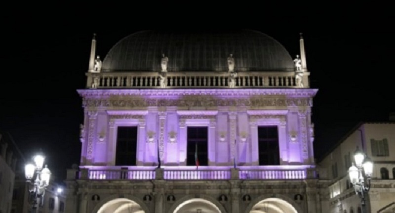 Giornata Internazionale dell'Epilessia, Palazzo Loggia illuminato di viola nella notte tra il 9 e il 10 febbraio