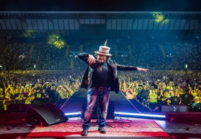 ZUCCHERO “SUGAR” FORNACIARI: da domani arriva su Amazon Prime il film documentario “ZUCCHERO – Sugar Fornaciari”. A giugno live in Italia con il tour “Overdose D’Amore”. È in radio il nuovo singolo “Una Come Te” estratto dall’album “Discover II”.