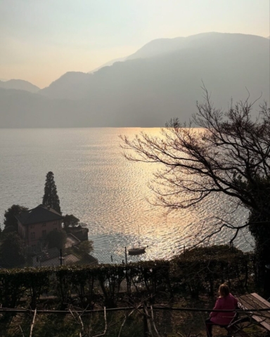 Lombardia da scoprire: Mandello del Lario (LC) - Foto: @elena_trilli