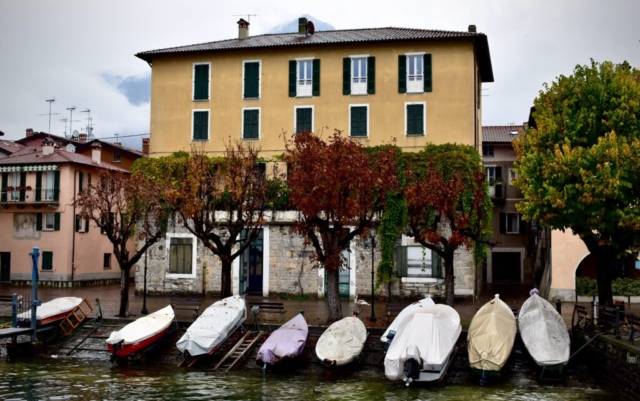 Lombardia da scoprire: Mandello del Lario (LC) - Foto: @_opticvor_